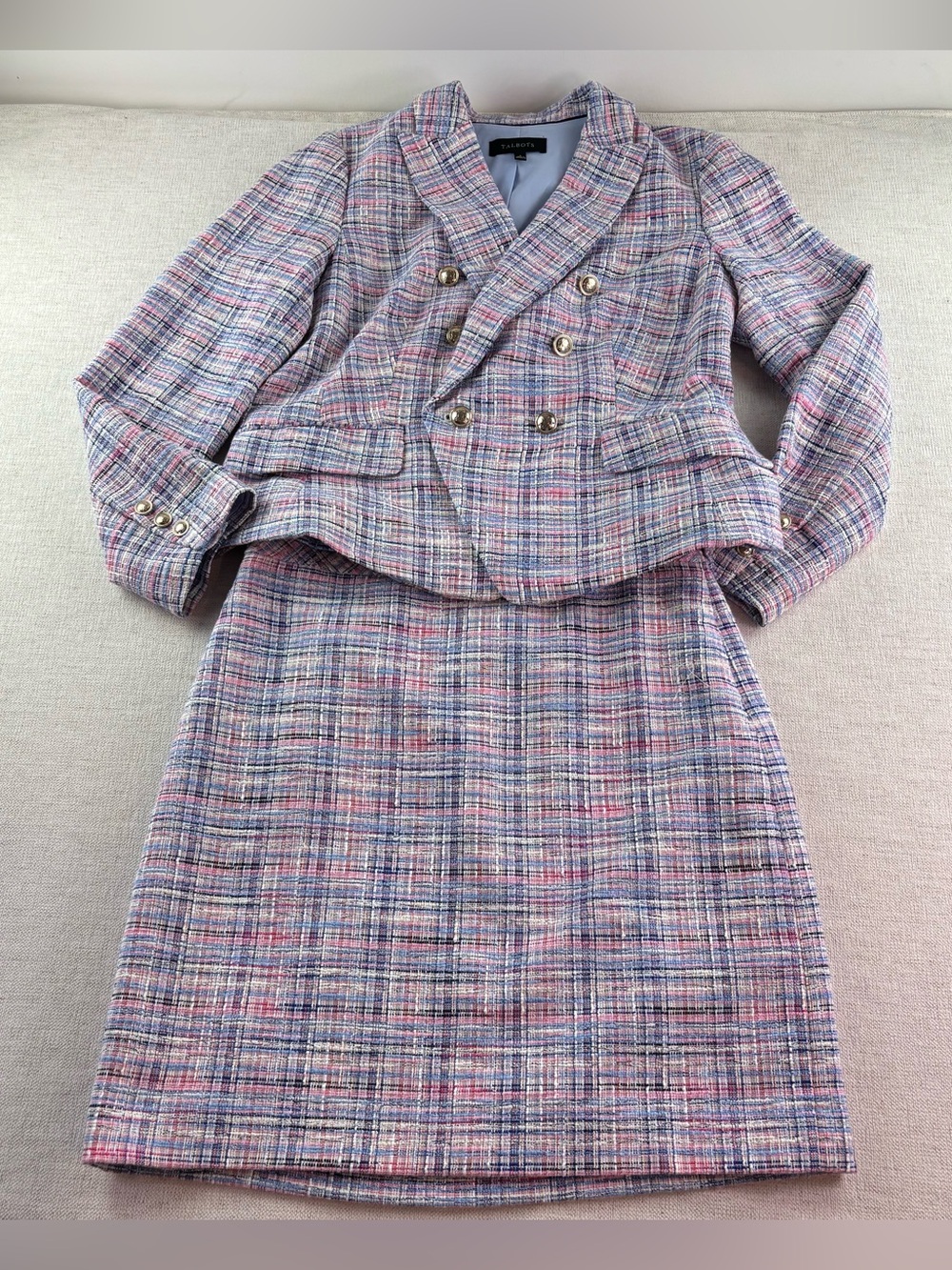 Talbots women 4, 6 tweed suit set double breasted blazer skirt pink blue pastel
